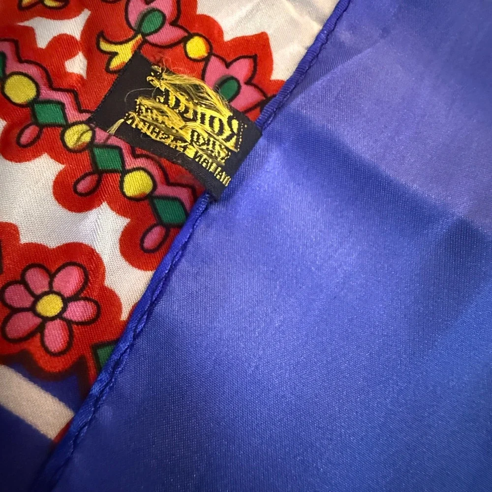 Roma Silky Scarf Italian Fashion‎ Blue Paisley Floral Square Scarf